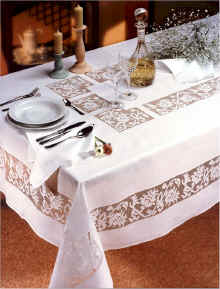 Filet interamente eseguito a mano